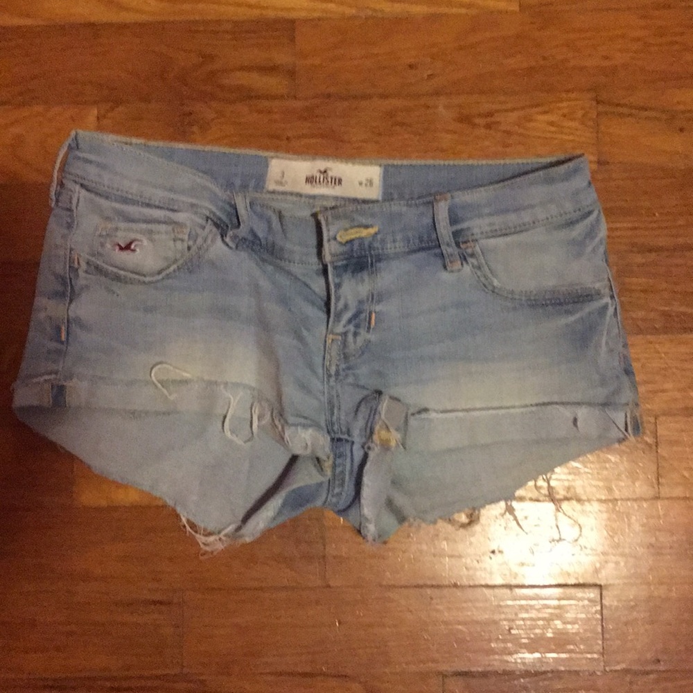 Light Wash Hollister Jean Shorts - Size 3